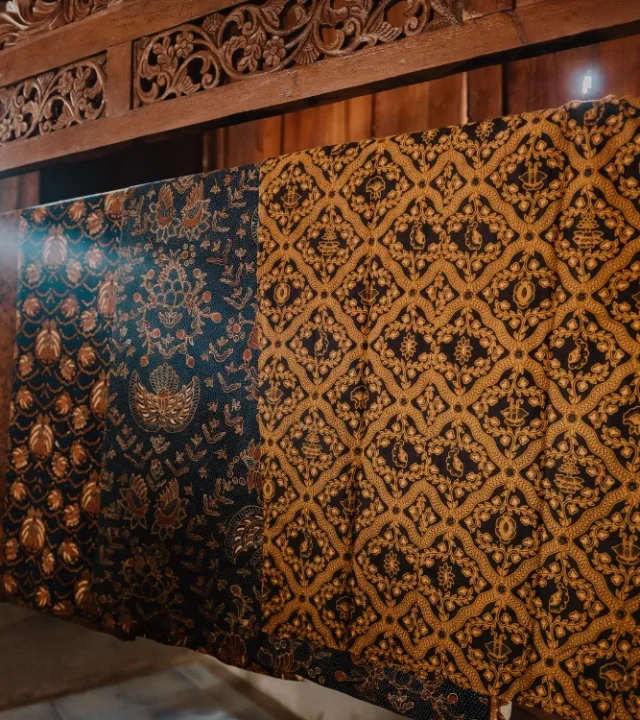 penjahit seragam batik